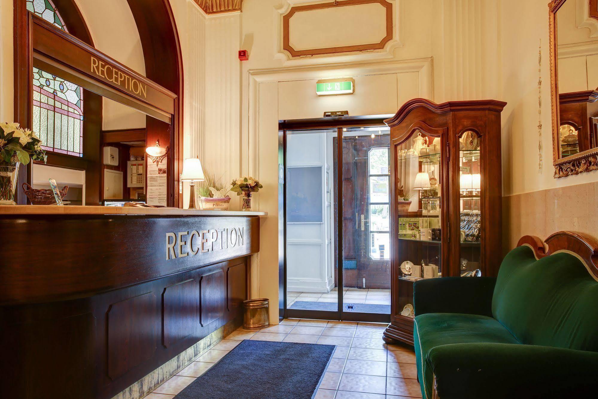 Trip Inn Hotel Blankenburg Karlsruhe Kültér fotó