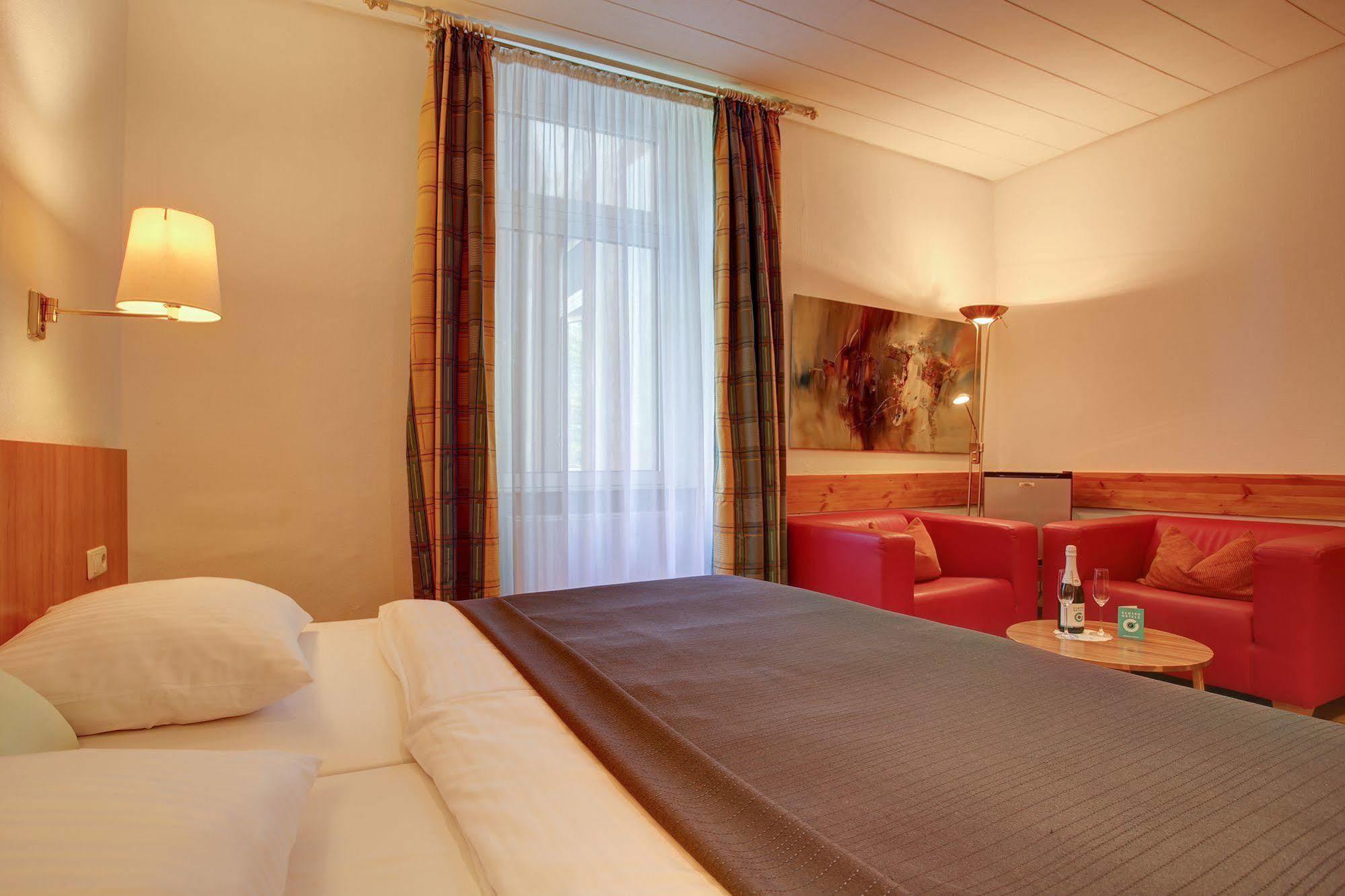 Trip Inn Hotel Blankenburg Karlsruhe Kültér fotó
