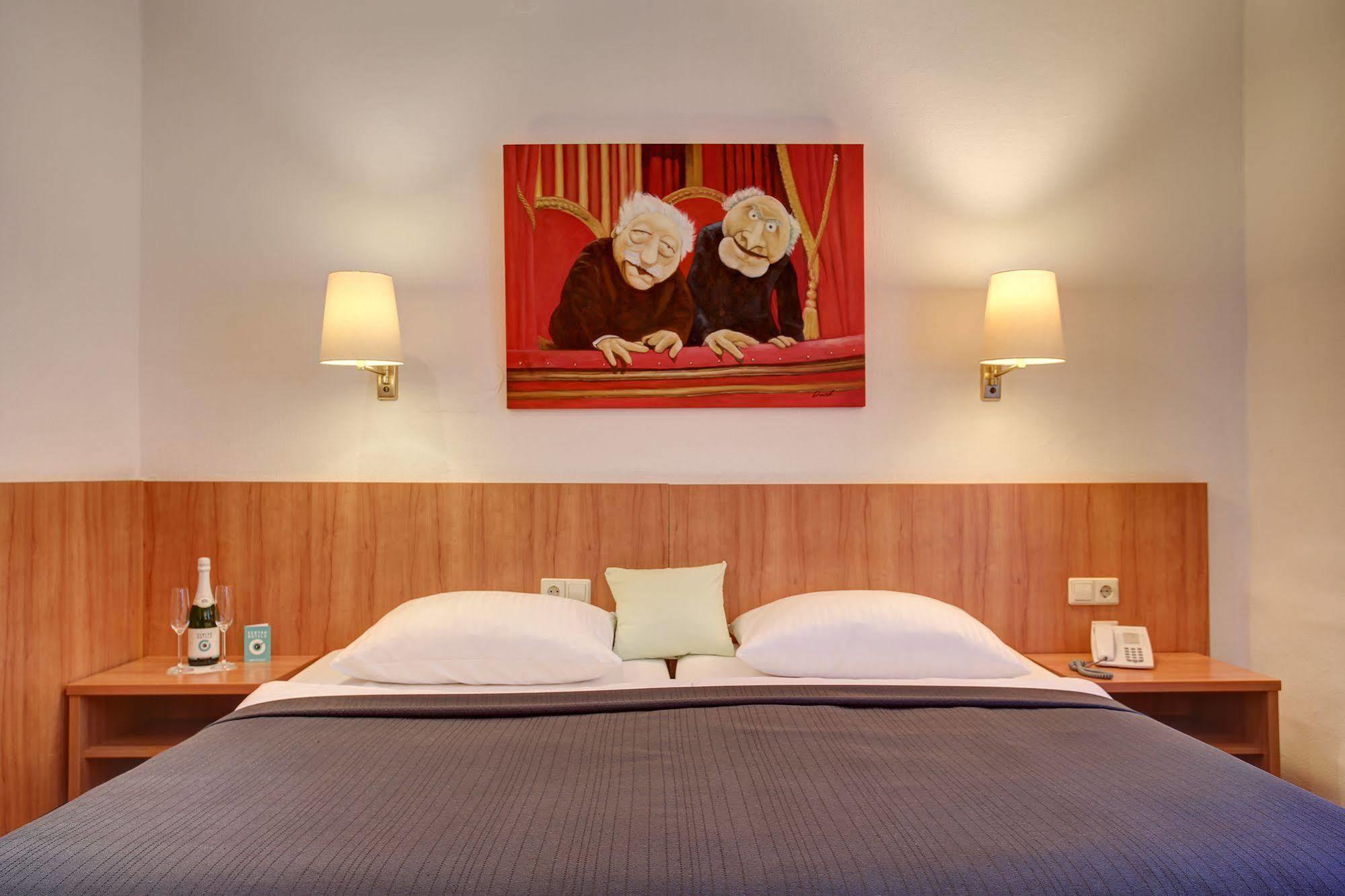 Trip Inn Hotel Blankenburg Karlsruhe Kültér fotó
