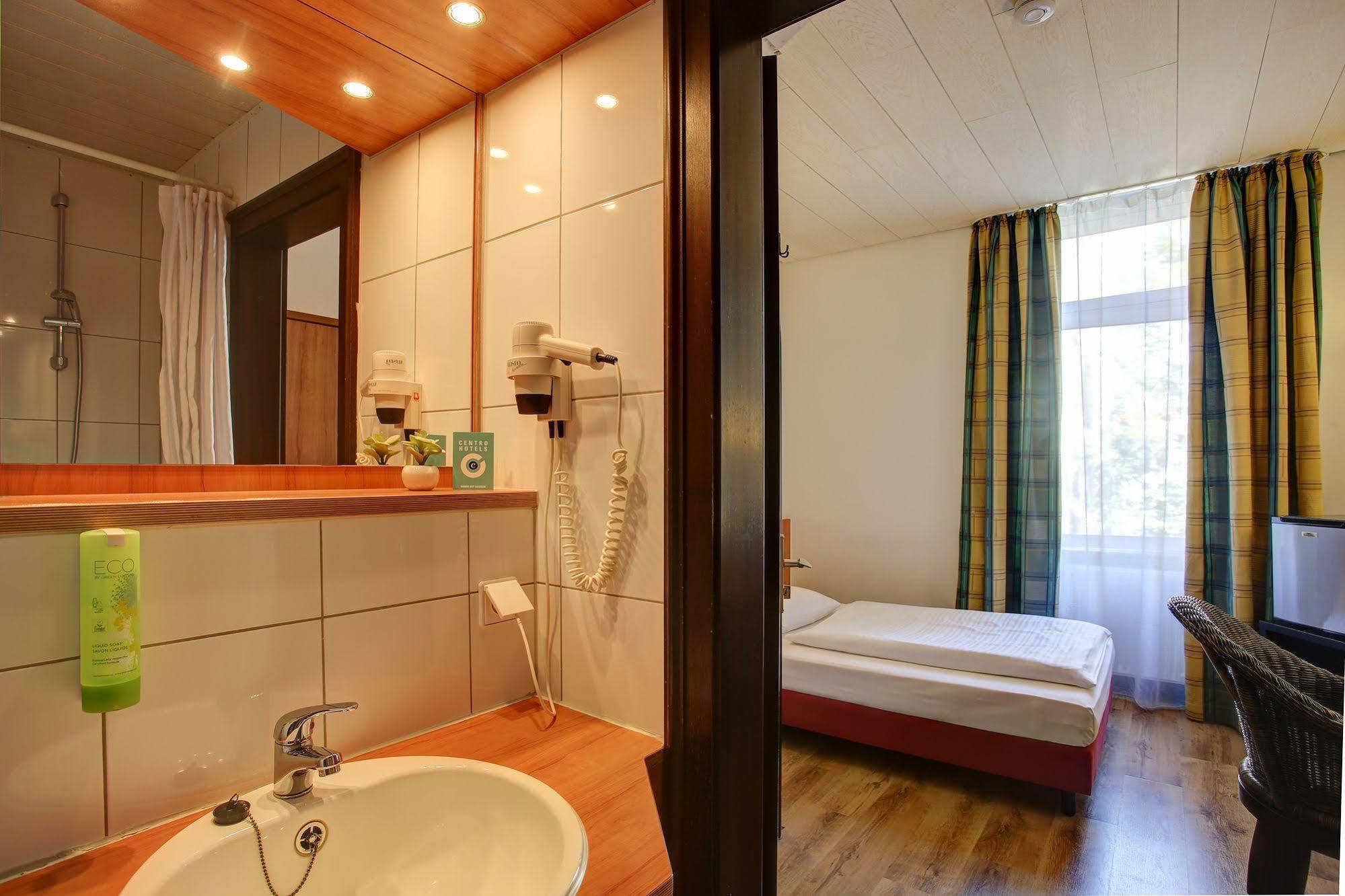 Trip Inn Hotel Blankenburg Karlsruhe Kültér fotó