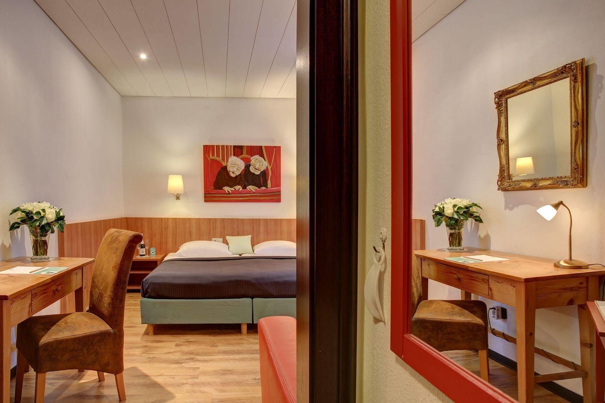 Trip Inn Hotel Blankenburg Karlsruhe Kültér fotó