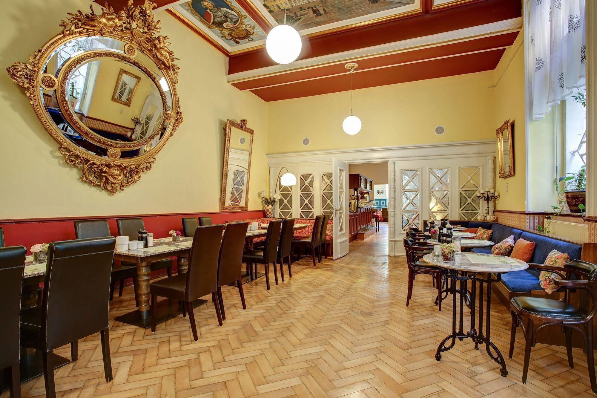 Trip Inn Hotel Blankenburg Karlsruhe Kültér fotó