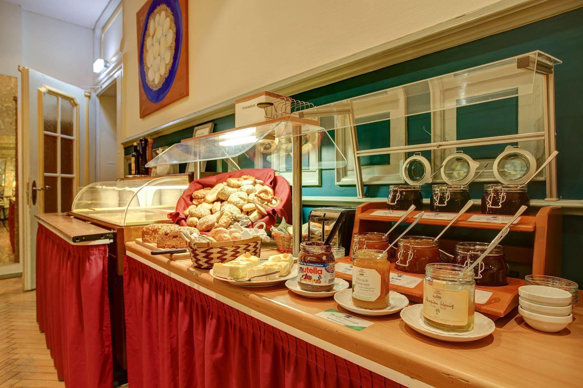 Trip Inn Hotel Blankenburg Karlsruhe Kültér fotó